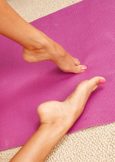 Stunning american brunette youthful Anissa Kate in nasty foot fetish 